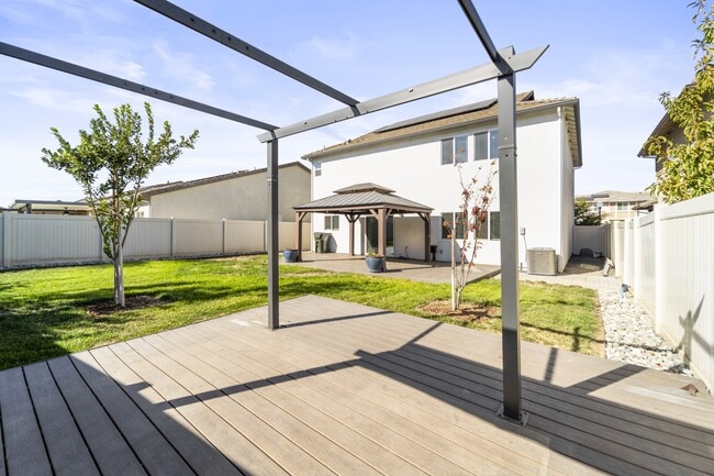 Building Photo - 3814 Fong Ranch Rd