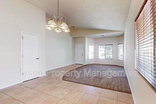 Building Photo - 10008 Rio Corto Ave SW