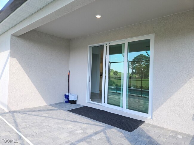 Building Photo - 20459 Copperhead Dr