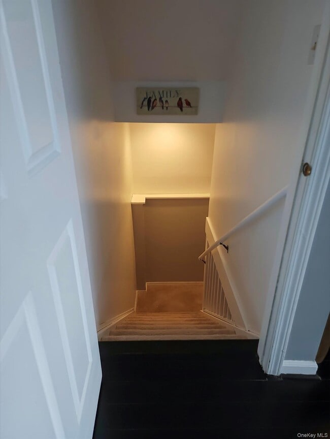 Building Photo - 104 Zugibe Ct