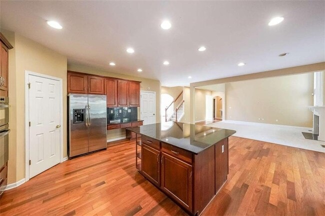 Building Photo - 1128 Southland Bluff