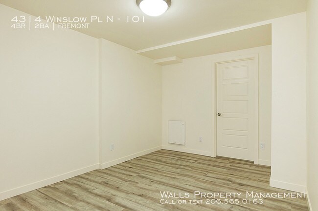 Building Photo - Winslow Apartments- 101