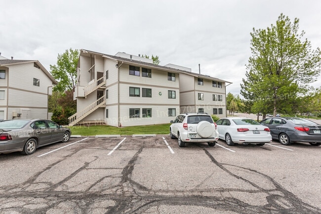 Building Photo - 1705 Heatheridge Rd