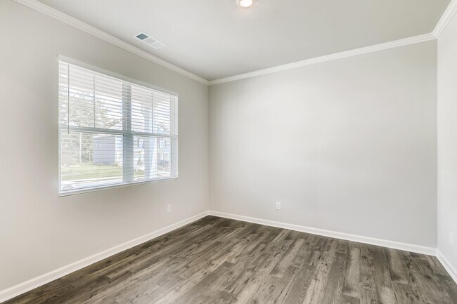 Building Photo - 250 Sweet Bay Ln