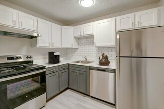 Kalo Broadmoor Tower Kitchen - Kalo Broadmoor Tower