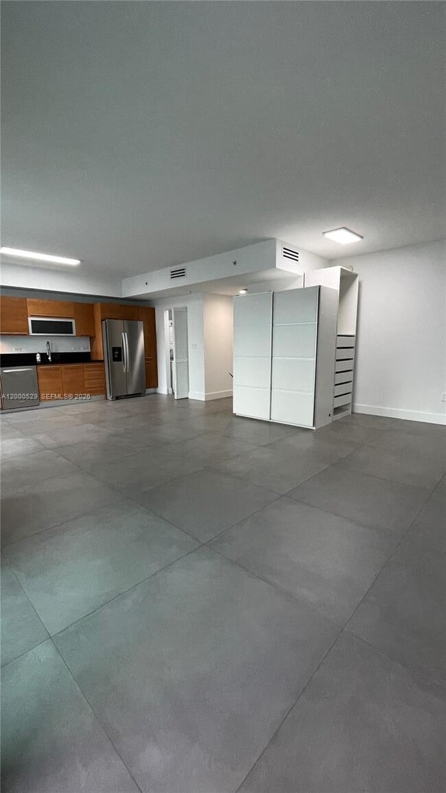 Building Photo - 244 Biscayne Blvd