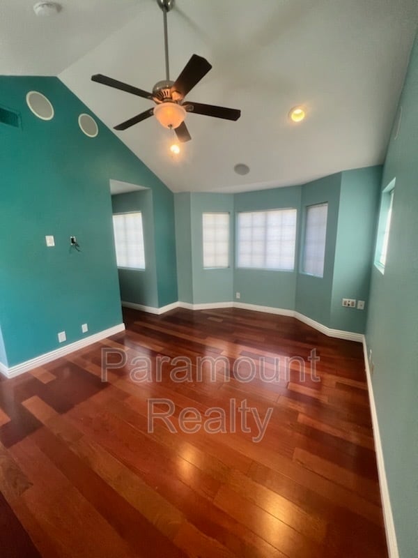 Building Photo - 600 Praderia Cir