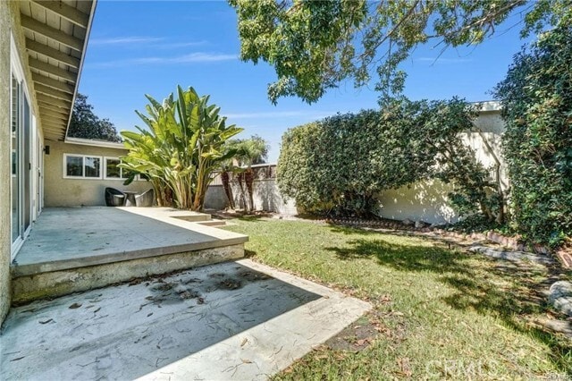 Building Photo - 2420 Marwick Ave