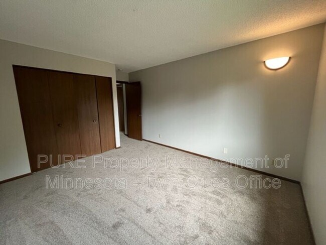 Building Photo - 9276 Indian Blvd S