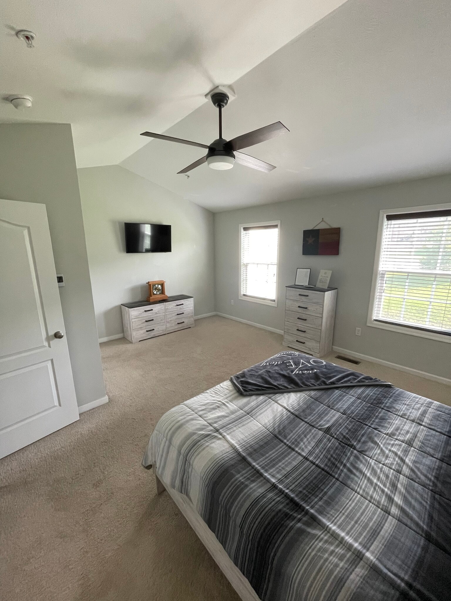 Building Photo - 680 Freedom Dr