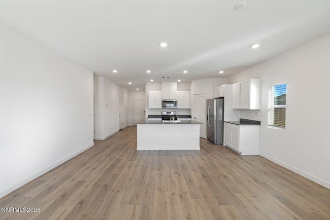 Building Photo - 4547 Mifflin St