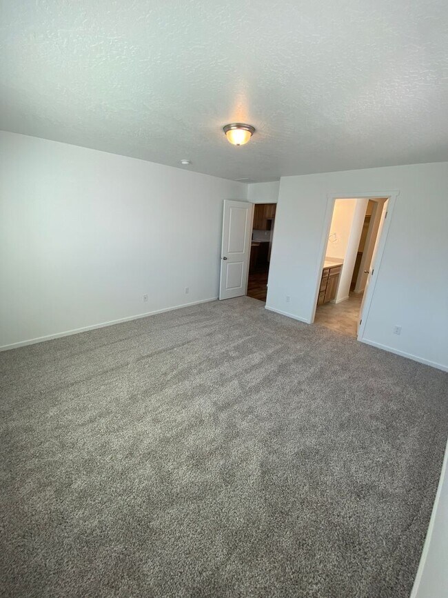 Building Photo - Newly Built 3 Bed, 2 Bath in Spokane Valley!