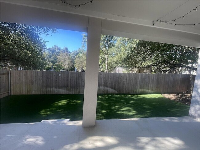 Building Photo - 1617 Woodwind Ln