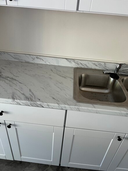 Building Photo - 2324 E Commonwealth Ave