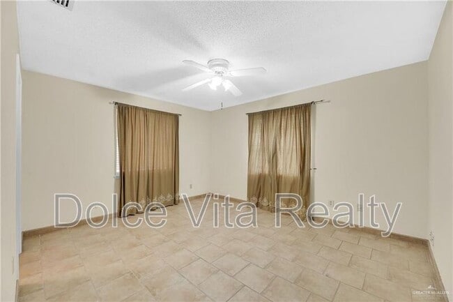 Building Photo - 1001 N 15th St