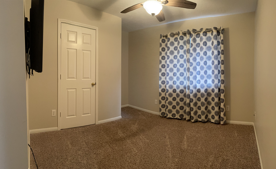 2nd Bedroom - 21619 Long Castle Dr