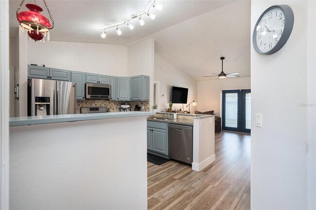 Building Photo - 1601 14th St W