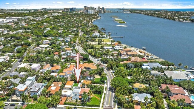 Building Photo - 3211 Washington Rd