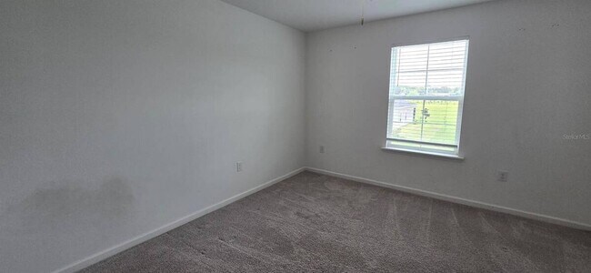 Building Photo - 3980 NE 34th Ave