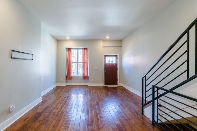 Building Photo - 1829 N 27th St