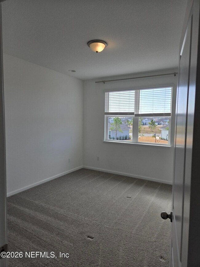 Building Photo - 817 Cherry Elm Dr