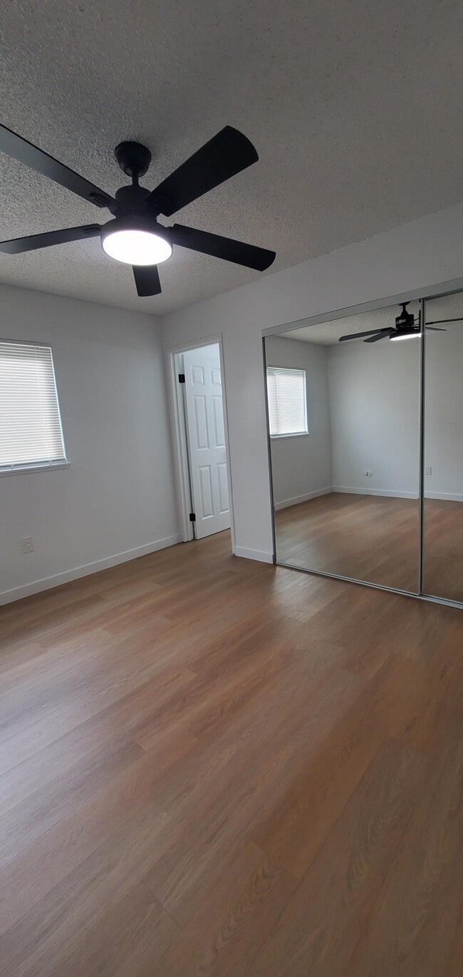 Building Photo - 16787 Miller Ave