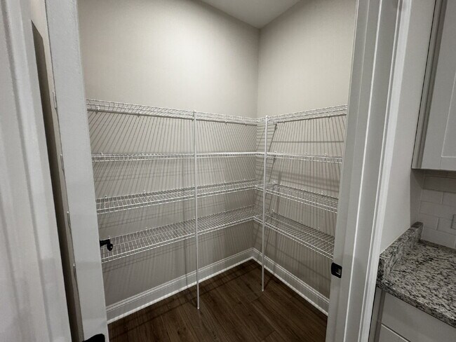 Building Photo - Home for Rent