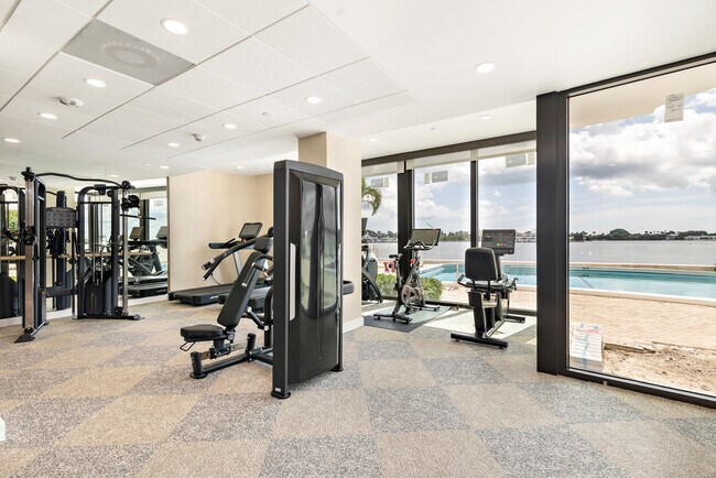 Building Photo - 1200 S Flagler Dr