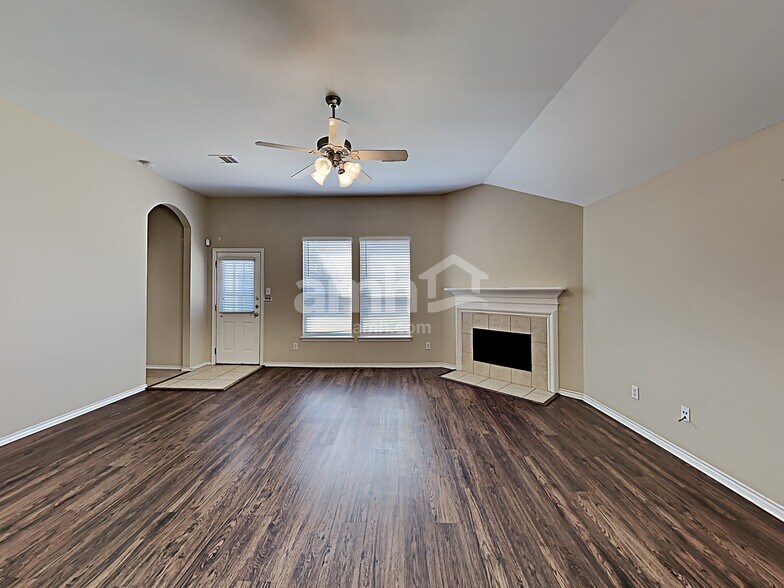 Building Photo - 16219 Lavender Creek Ct