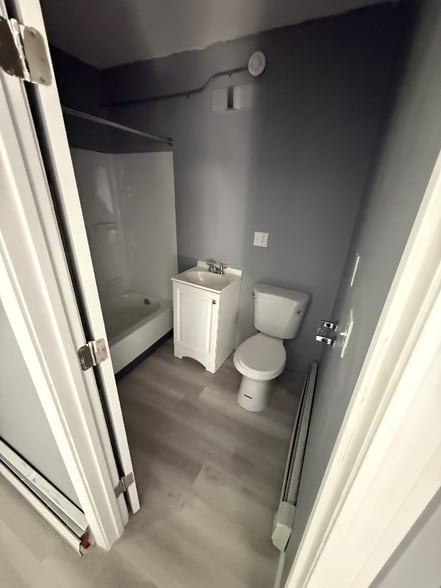 Building Photo - 247 Washington St