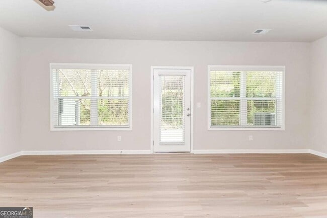 Building Photo - 818 Calvin Pk Dr