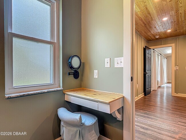 Building Photo - 14 Zollinger Pl