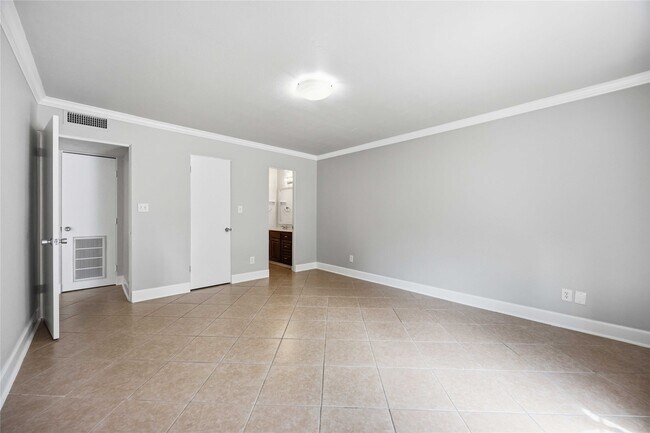 Building Photo - 5353 Institute Ln