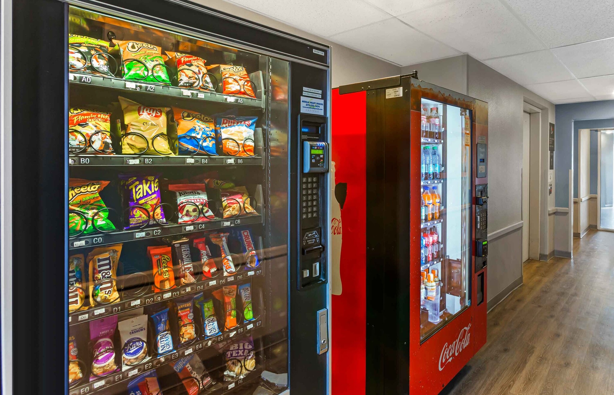 Building Photo - Furnished Studio-Las Cruces