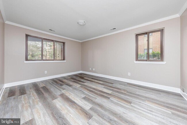 Building Photo - 401B Cypress Point Cir