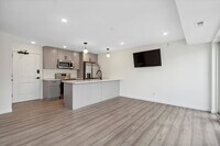 Building Photo - 1338 N 15th St