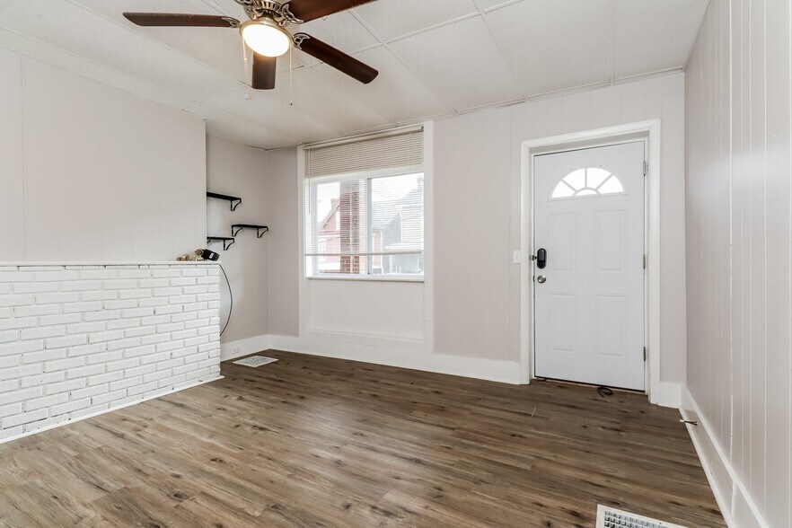 Building Photo - 23 Millbridge St