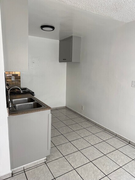 Building Photo - 7657 Sepulveda Blvd