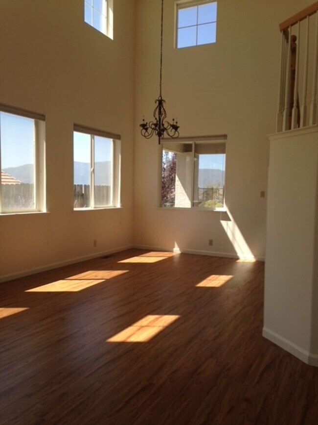 Building Photo - 2685 Glen Eagles Dr
