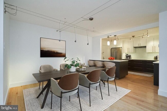 Building Photo - 1800 Old Meadow Rd