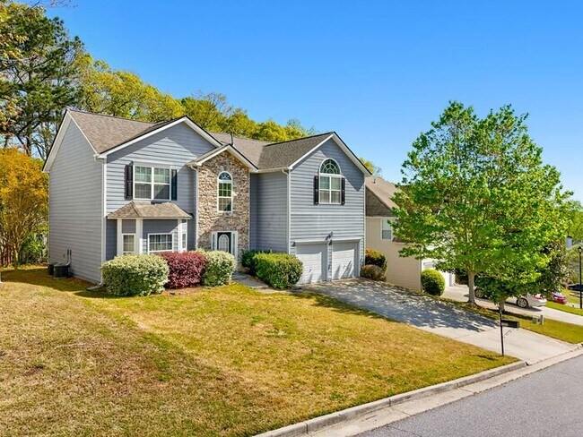 Building Photo - 1255 Wondering Way