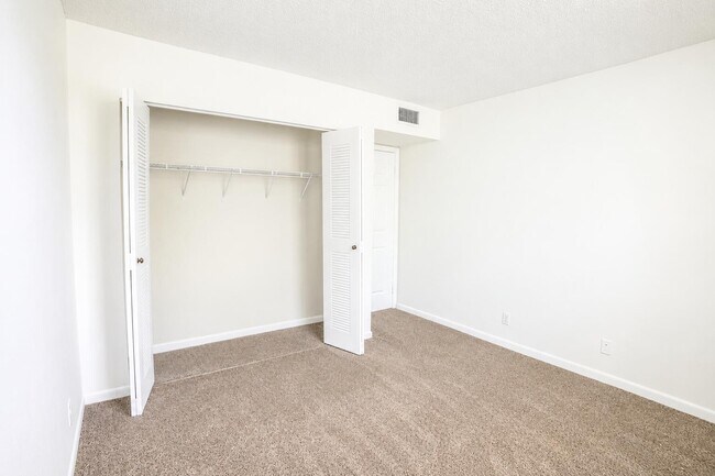 Building Photo - 5910 Morningstar Cir