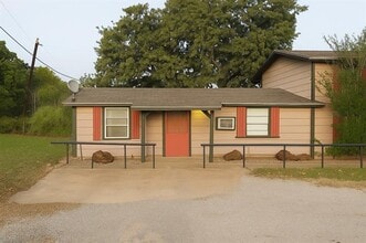 Building Photo - 10612 County Rd 1020