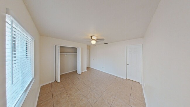 Building Photo - Lovely 2/2 in Magnolia Pointe Orlando