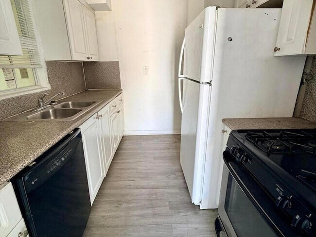 Building Photo - 312 Walton Blvd