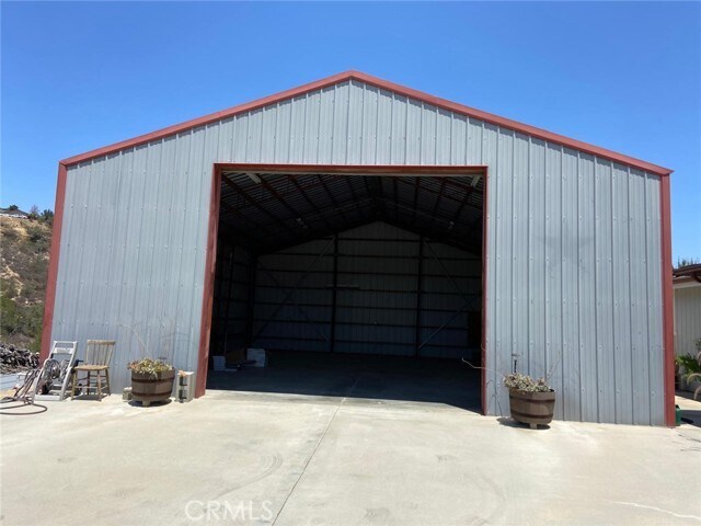 Building Photo - 2445 Helen Rd