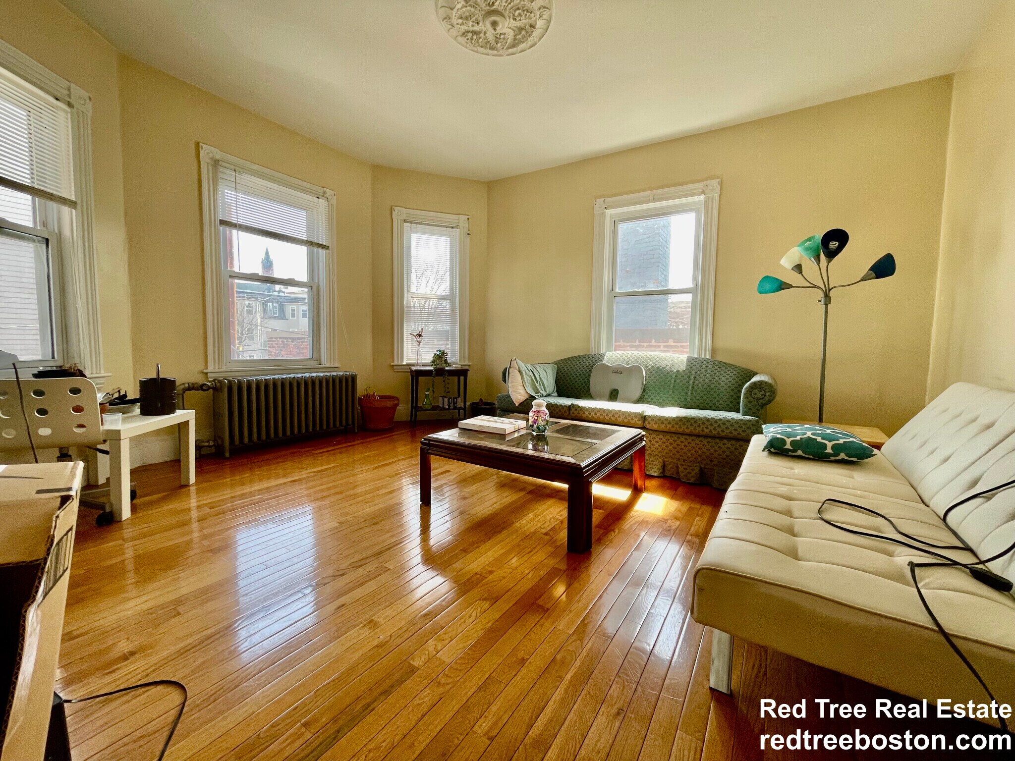 Building Photo - 46 Aspinwall Ave