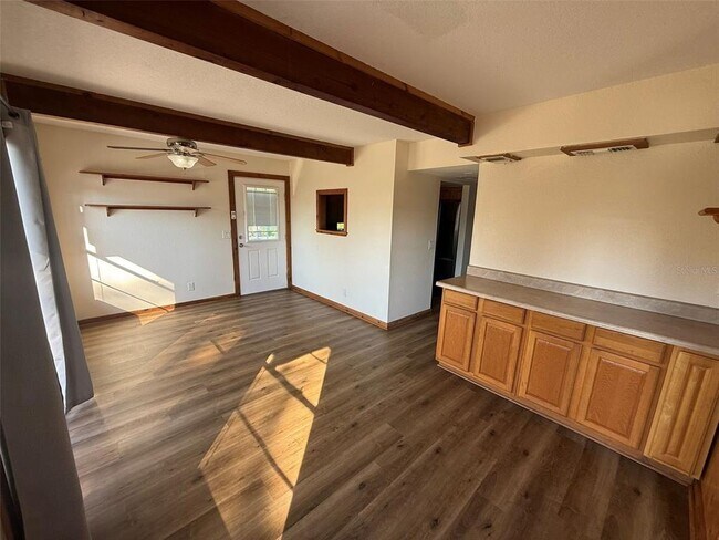 Building Photo - 18170 Lake Worth Blvd