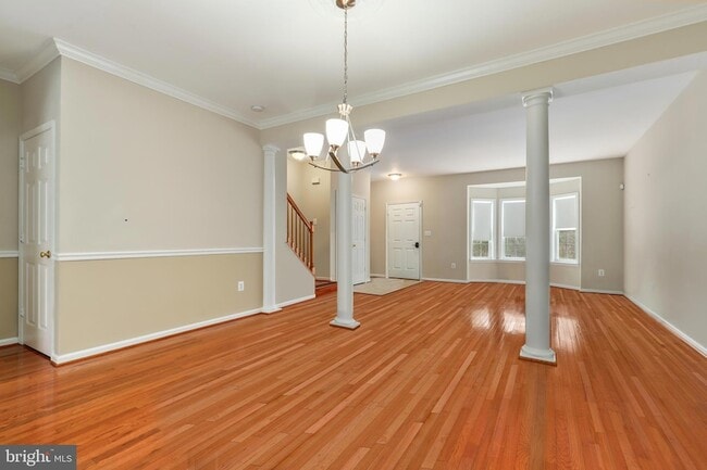 Building Photo - 803 Twin Brook Ln