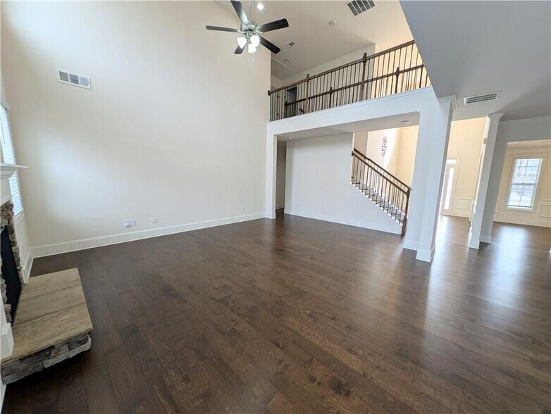 Building Photo - 2415 Copperfield Dr